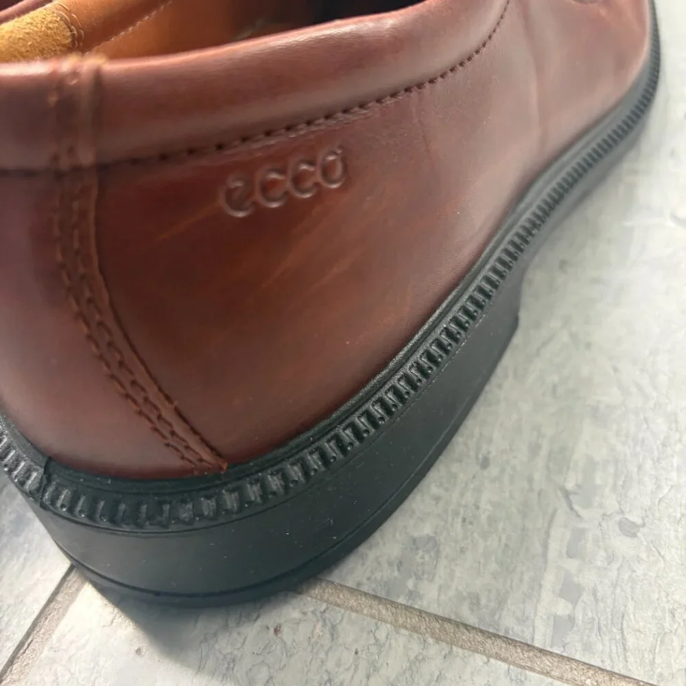 Ecco Leather Slip-On Loafers Light Brown Dress Casual Shoes Size EU 43/US 9-9.5